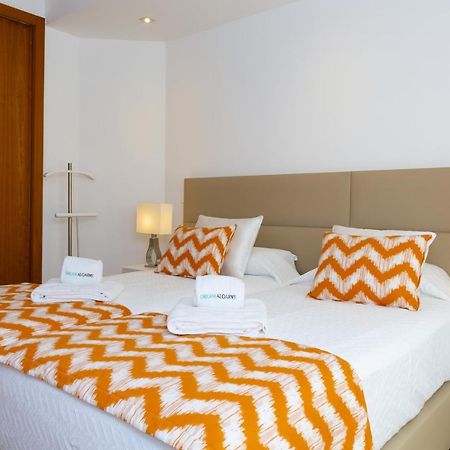 Luzbay Pool Apartments Екстер'єр фото