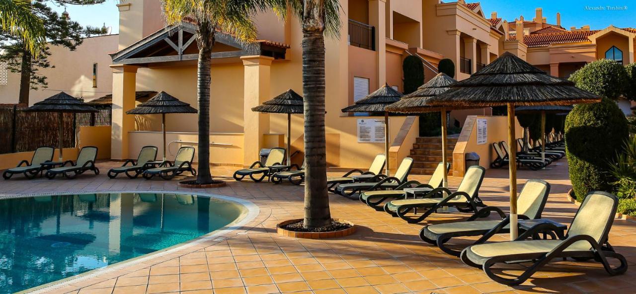 Luzbay Pool Apartments Екстер'єр фото