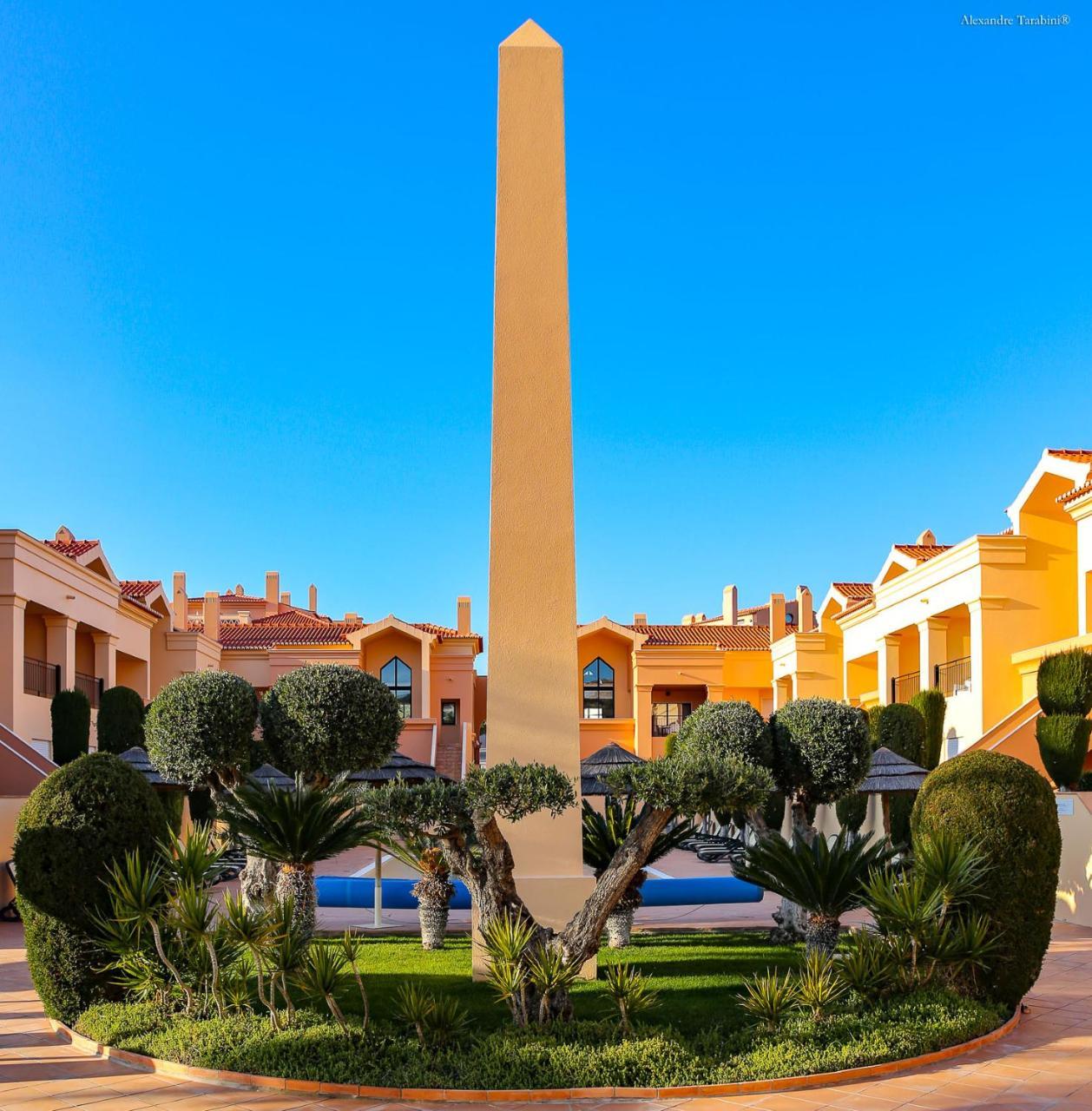 Luzbay Pool Apartments Екстер'єр фото